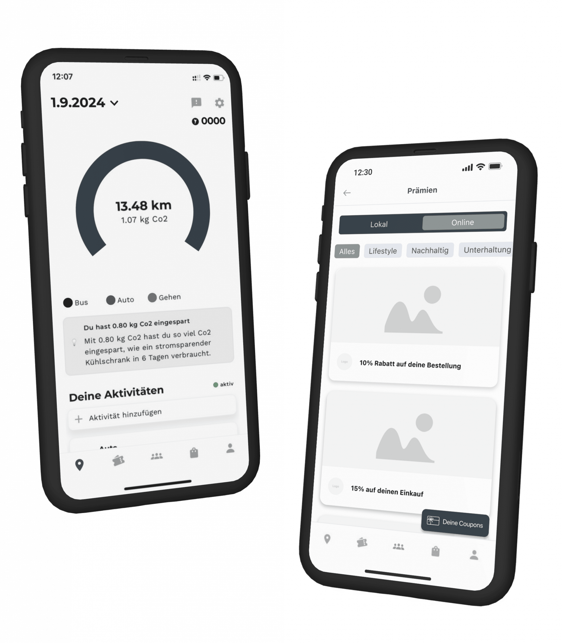 Zwei Smartphone-Bildschirme zeigen eine App-Oberfläche. Der linke Bildschirm zeigt Mobilitätsdaten und CO₂-Informationen, während der rechte Bildschirm Rabattprämien anzeigt.